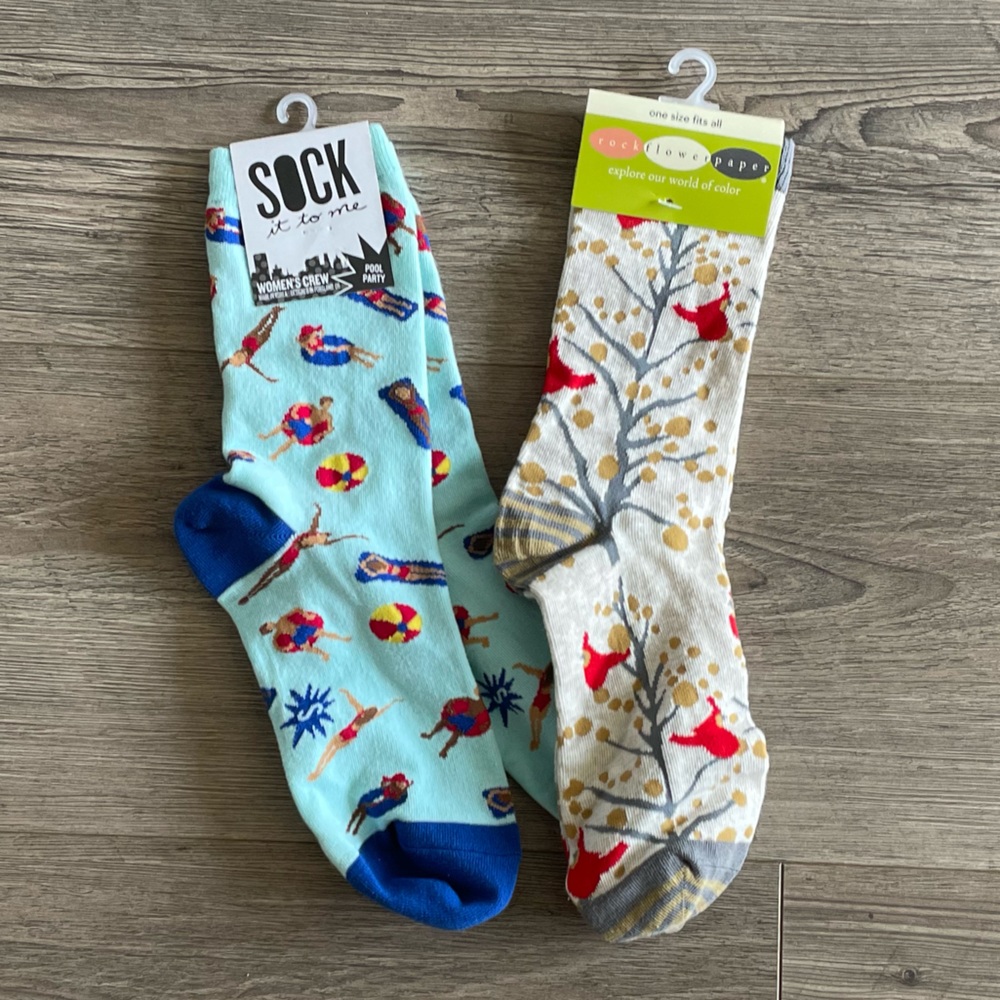 NWT 2 Pair Bundle Fun Women’s Crew Socks